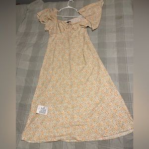 Floral flutter sleeve midi dress